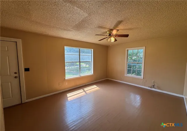 3rd image of 1205 E Avenue G, Killeen, TX 76541 | MLS# 604703