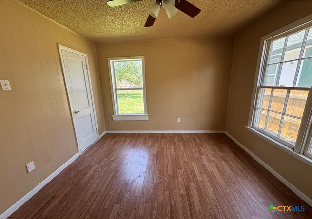 4th image of 1205 E Avenue G, Killeen, TX 76541 | MLS# 604703