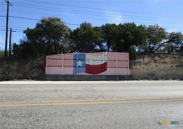 Photo 1 of Land for sale at 138 Bear Crk Dr, New Braunfels, TX 78132 | MLS# 605144 | Listing updated on 2026-02-26