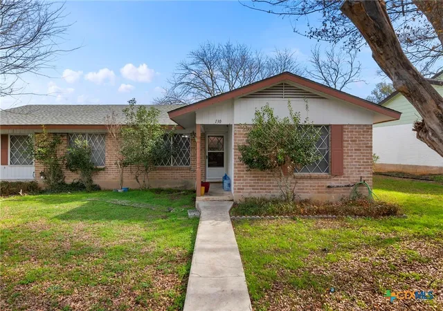 3rd image of 318 Craddock Ave, San Marcos, TX 78666 | MLS# 603199