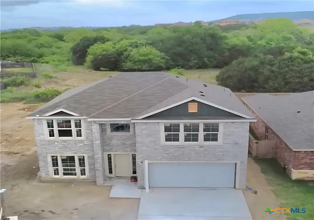 Photo 3 of Sale Pending at 1417 Lindsey Dr, Copperas Cove, TX 76522 | MLS# 605416 | Listing updated on 2026-10-02