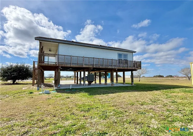 2nd image of 43 Buckskin Dr, Palacios, TX 77465 | MLS# 605591
