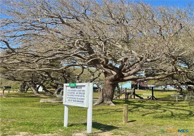 48th image of 43 Buckskin Dr, Palacios, TX 77465 | MLS# 605591