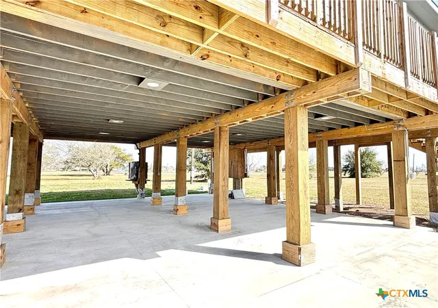 4th image of 43 Buckskin Dr, Palacios, TX 77465 | MLS# 605591