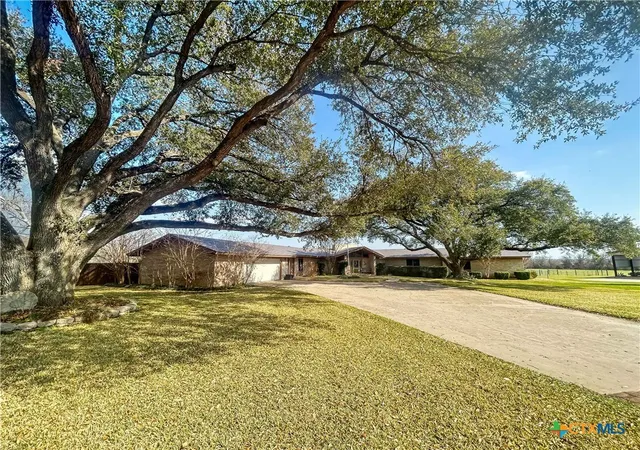 Homes for sale in Cameron, TX | 903 Hoover, Cameron, TX 76520 | MLS# 605756