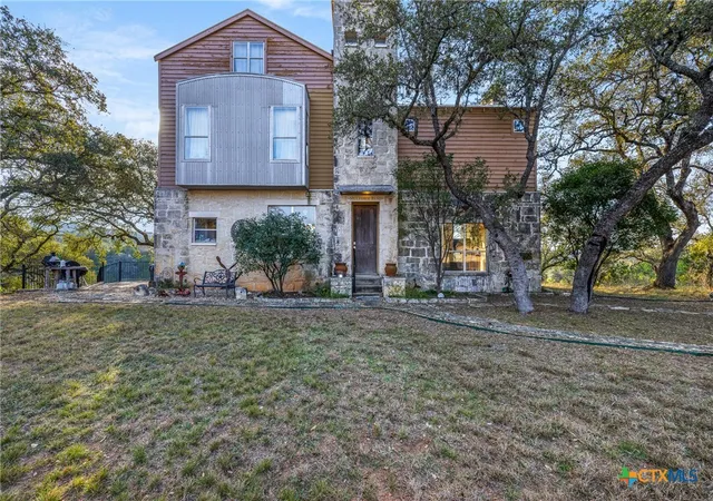 Photo 3 of House for sale at 27701 Turner Ranch Rd, Marble Falls, TX 78654 | MLS# 604954 | Listing updated on 2026-03-17
