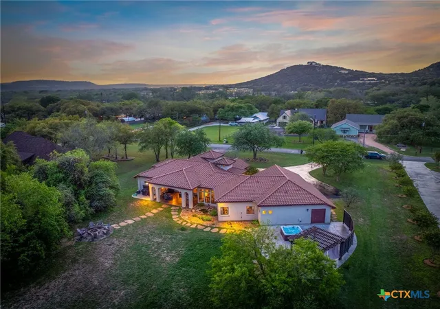 Photo 1 of Single family home for sale at 851 River Cliff Dr, Canyon Lake, TX 78133 | MLS# 605789 | Listing updated on 2026-06-10