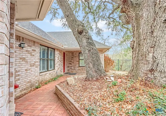 2nd image of 738 Cedar Pkwy, Seguin, TX 78155 | MLS# 605717
