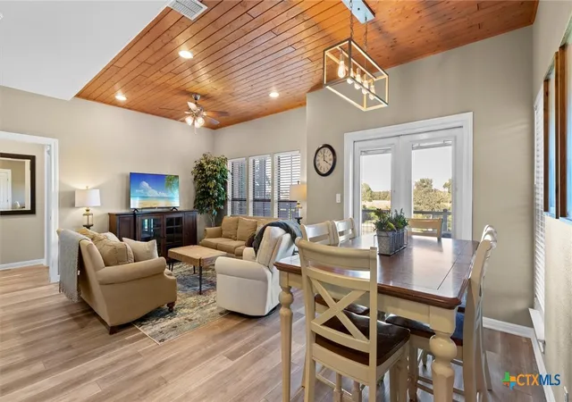 4th image of 1111 Long Creek Blvd, New Braunfels, TX 78130