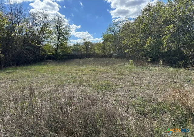 1st image of 709 Locust St, Bastrop, TX 78602 | MLS# 605960