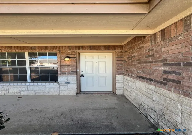 Listing Photo 4 - Condo for sale in building located at 1304 Cinch Dr, Killeen, TX 76549