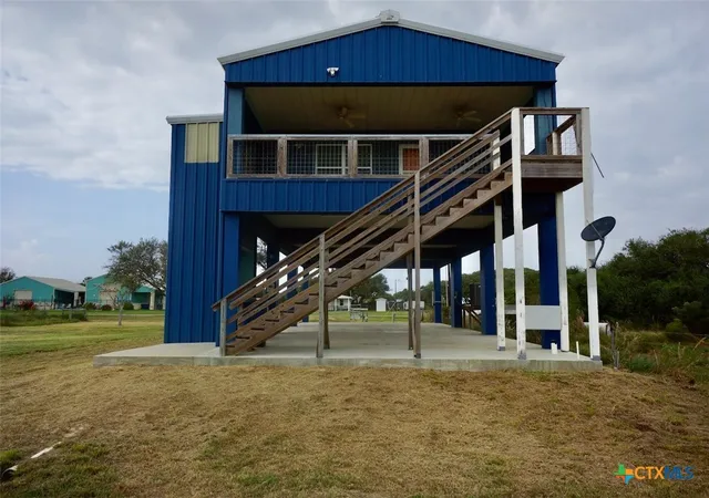 2nd image of 811 W Main St, Port O'connor, TX 77982 | MLS# 606056