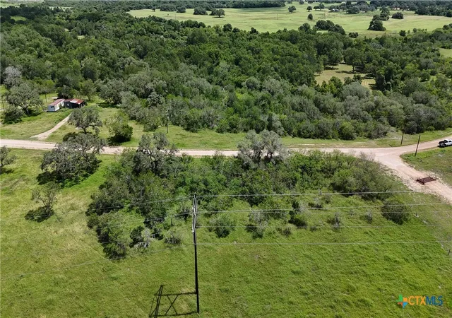 Photo 2 of House for sale at 752 Lassman Rd, Goliad, TX 77963 | MLS# 606001 | Listing updated on 2026-07-22