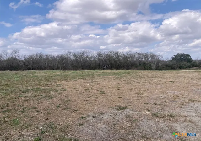3rd image of 228 Pebble Brook, Victoria, TX 77904 | MLS# 606081