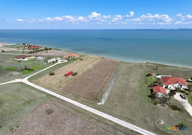 4th image of 39 N Bay Shore Dr, Port Lavaca, TX 77979 | MLS# 606033