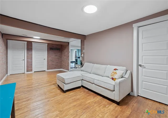 Photo 4 of Single family home for sale at 1013 N Colorado St, Lockhart, TX 78644 | MLS# 600585 | Listing updated on 2026-09-24