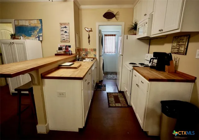 5th image of 89 A-B Bayview St, Port O Connor, TX 77982 | MLS# 606052