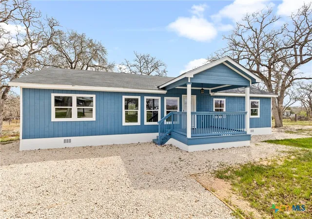 2nd image of 6638 Hickory Forrest Dr, Seguin, TX 78155 | MLS# 606146