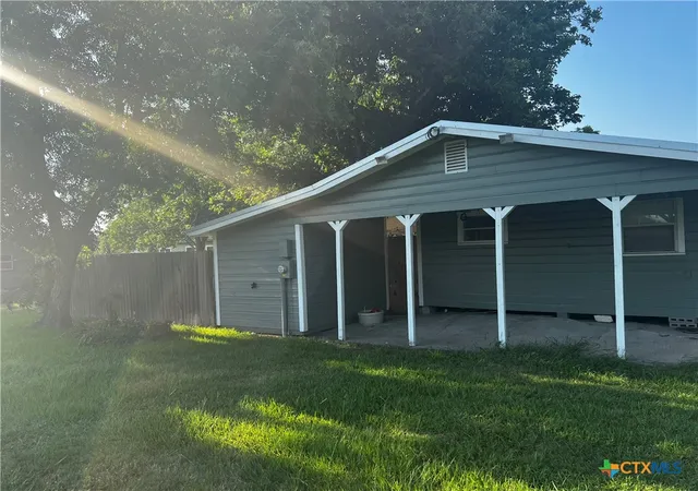 1st image of 203 Oleander Ave, Tivoli, TX 77990 | MLS# 606201