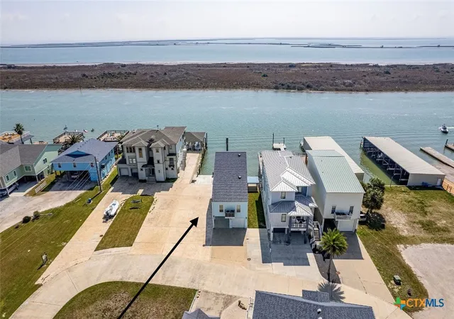 3rd image of 27 Las Palmas Dr, Port O Connor, TX 77982 | MLS# 605806