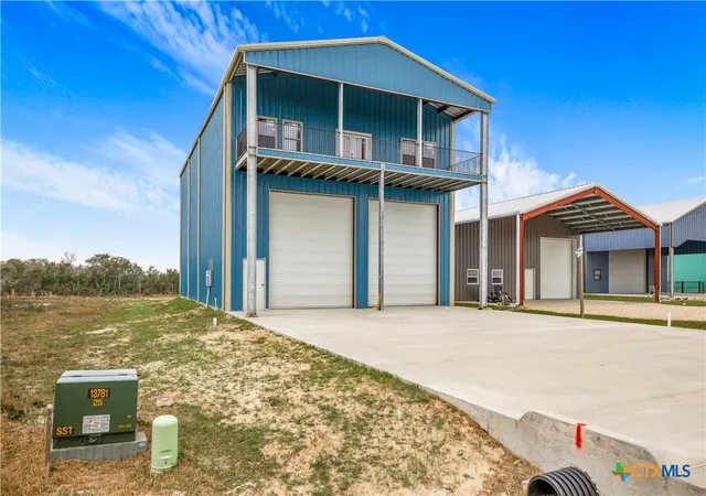 3rd image of 237 Easy St, Port O Connor, TX 77982 | MLS# 606279