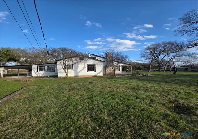 Photo 3 of Sale Pending at 1001 N Penelope St, Belton, TX 76513 | MLS# 606384 | Listing updated on 2026-04-30