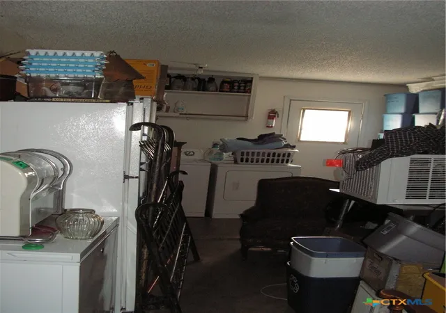 2nd image of 306 Dietert, Canyon Lake, TX 78133
