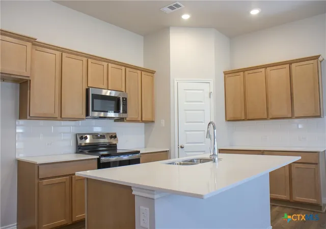 Homes for sale in Florence, TX | 504 Story Ave, Florence, TX 76527 | MLS# 606570