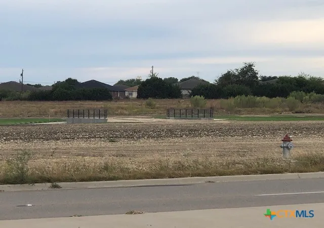 Photo 1 of Land for sale at 4908 Rose Garden Loop, Killeen, TX 76542 | MLS# 606608 | Listing updated on 2026-04-22