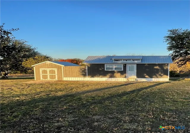 Homes for sale in Oglesby, TX | 110 Guadalupe Dr, Oglesby, TX 76561 | MLS# 606621