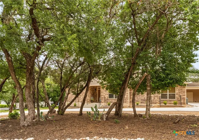 Photo 1 of Sale Pending at 805 Willow Crk Cir, San Marcos, TX 78666 | MLS# 606671 | Listing updated on 2026-07-20