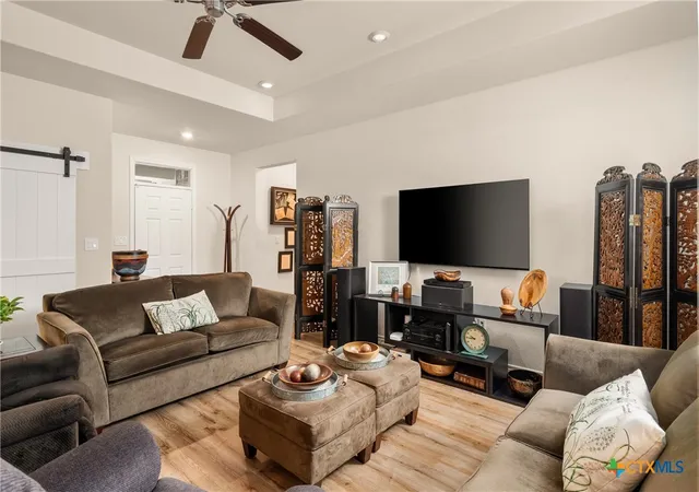 Photo 3 of Sale Pending at 805 Willow Crk Cir, San Marcos, TX 78666 | MLS# 606671 | Listing updated on 2026-07-20