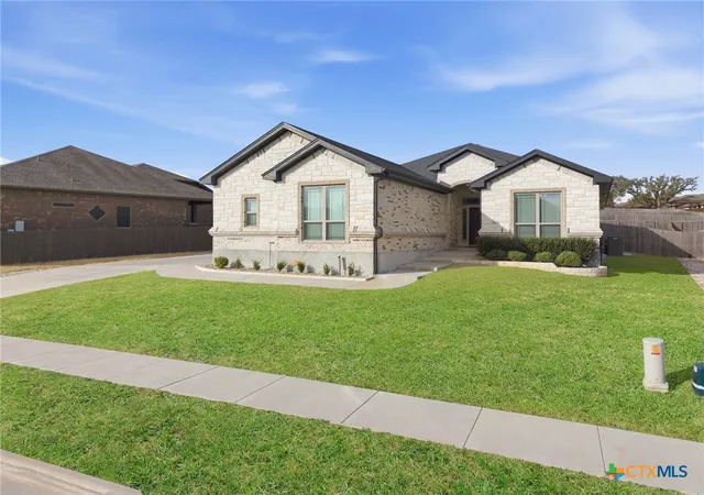 2nd image of 8505 Grand Oaks Ln, Killeen, TX 76542 | MLS# 606710