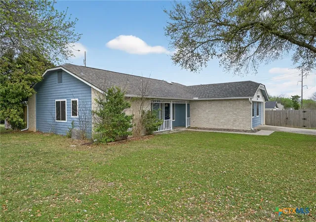 Photo 1 of Single family home for sale at 1719 Ridgeway Dr, Temple, TX 76502 | MLS# 606490 | Listing updated on 2026-10-08