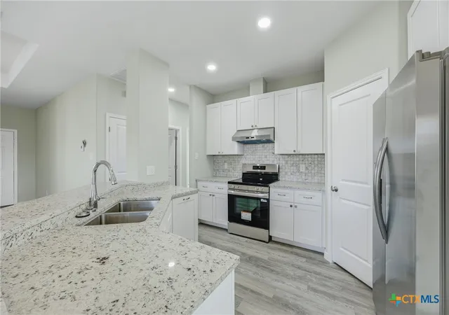 4th image of 608 Mustang Circle, Nixon, TX 78140 | MLS# 606742