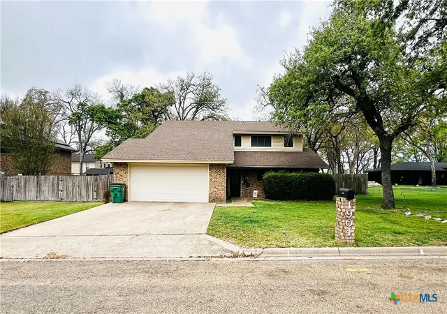 Homes for sale in Cameron, TX | 1904 N Hoover Ave, Cameron, TX 76520 | MLS# 606936