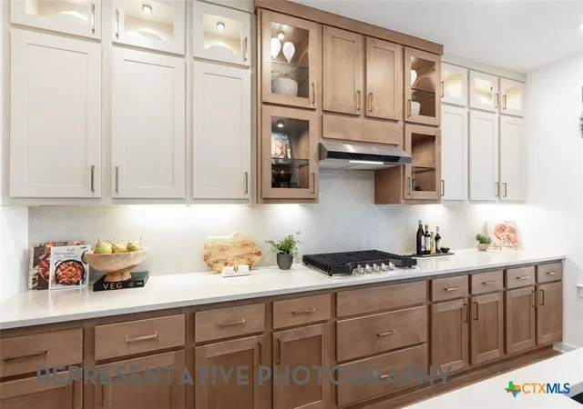 Photo 3 of Sale Pending at 8901 Pedal Boat Dr, Austin, TX 78744 | MLS# 606896 | Listing updated on 2026-04-08