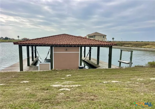 5th image of 76 Chardonnay Wy, Port O Connor, TX 77982 | MLS# 607024