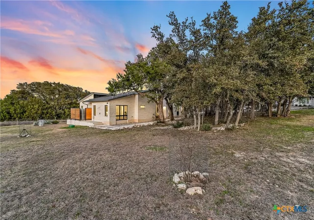 Photo 3 of Single family home for sale at 321 Tulley Ct, Wimberley, TX 78676 | MLS# 607156 | Listing updated on 2026-07-25