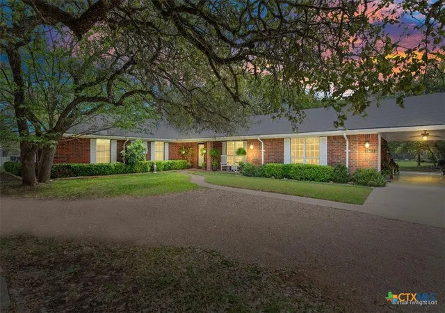 1st image of 7511 N Lakeview Dr, Salado, TX 76571 | MLS# 607140