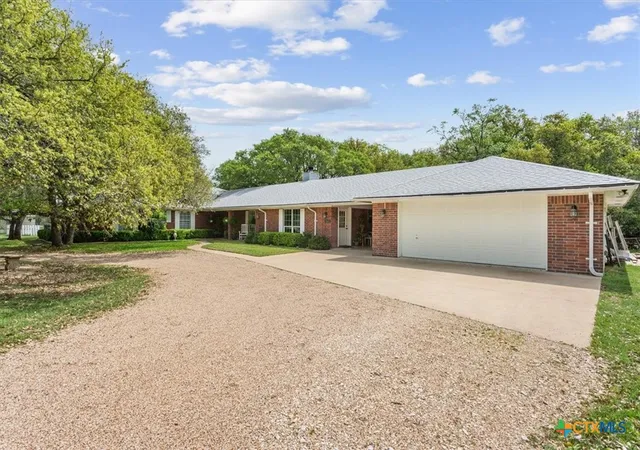 5th image of 7511 N Lakeview Dr, Salado, TX 76571 | MLS# 607140