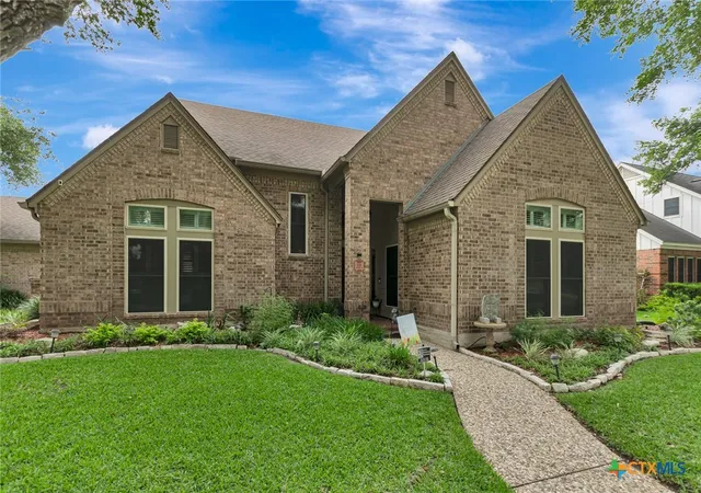 Homes for sale in Victoria, TX | 508 Masters Dr, Victoria, TX 77904 | MLS# 607122