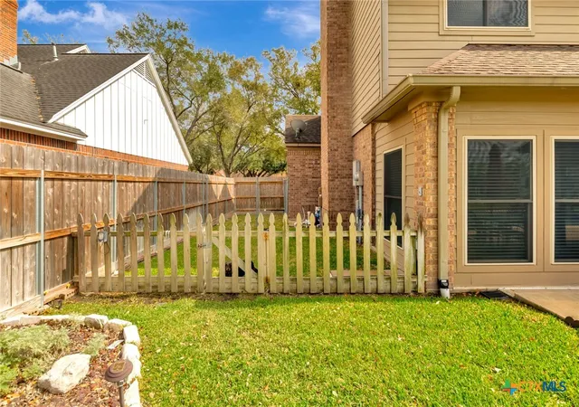 Homes for sale in Victoria, TX | 508 Masters Dr, Victoria, TX 77904 | MLS# 607122