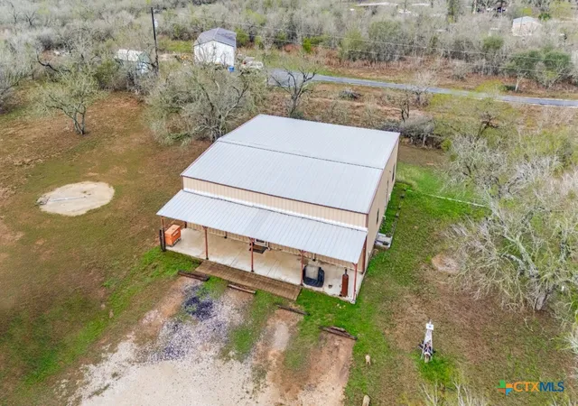 26th image of 813 Pleasant Acres Dr, Seguin, TX 78155 | MLS# 607253