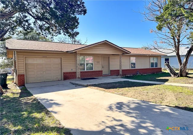 1st image of 1501 Earle St, San Marcos, TX 78666 | MLS# 607325