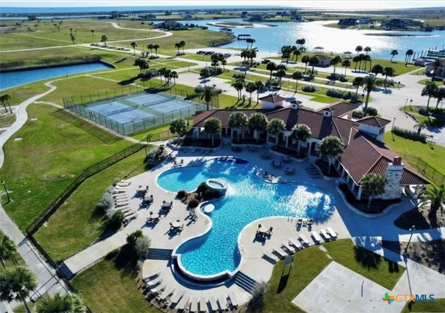 3rd image of 56 Blanc Ct, Port Lavaca, TX 77979 | MLS# 607358