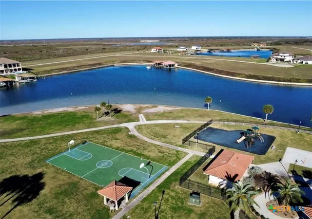 5th image of 56 Blanc Ct, Port Lavaca, TX 77979 | MLS# 607358