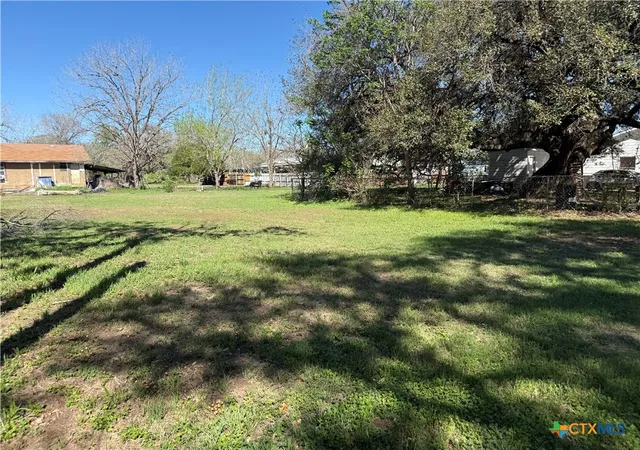 1st image of 706 Grant St, Cuero, TX 77954 | MLS# 607378