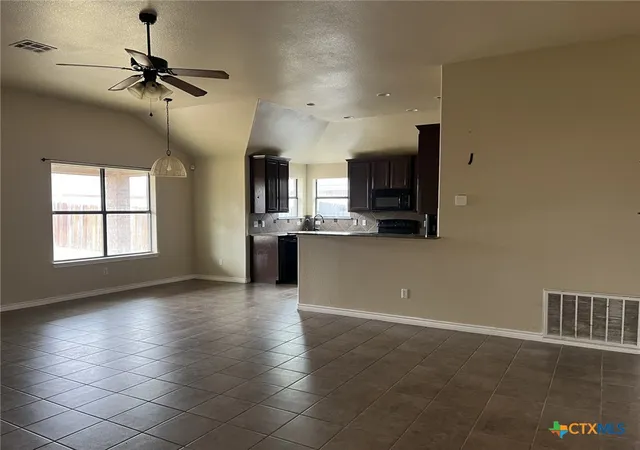 3rd image of 6606 Alvin Dr, Killeen, TX 76542 | MLS# 607386