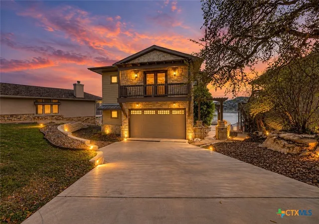 Photo 2 of Single family home for sale at 2550 Colleen Dr, Canyon Lake, TX 78133 | MLS# 607373 | Listing updated on 2026-10-01